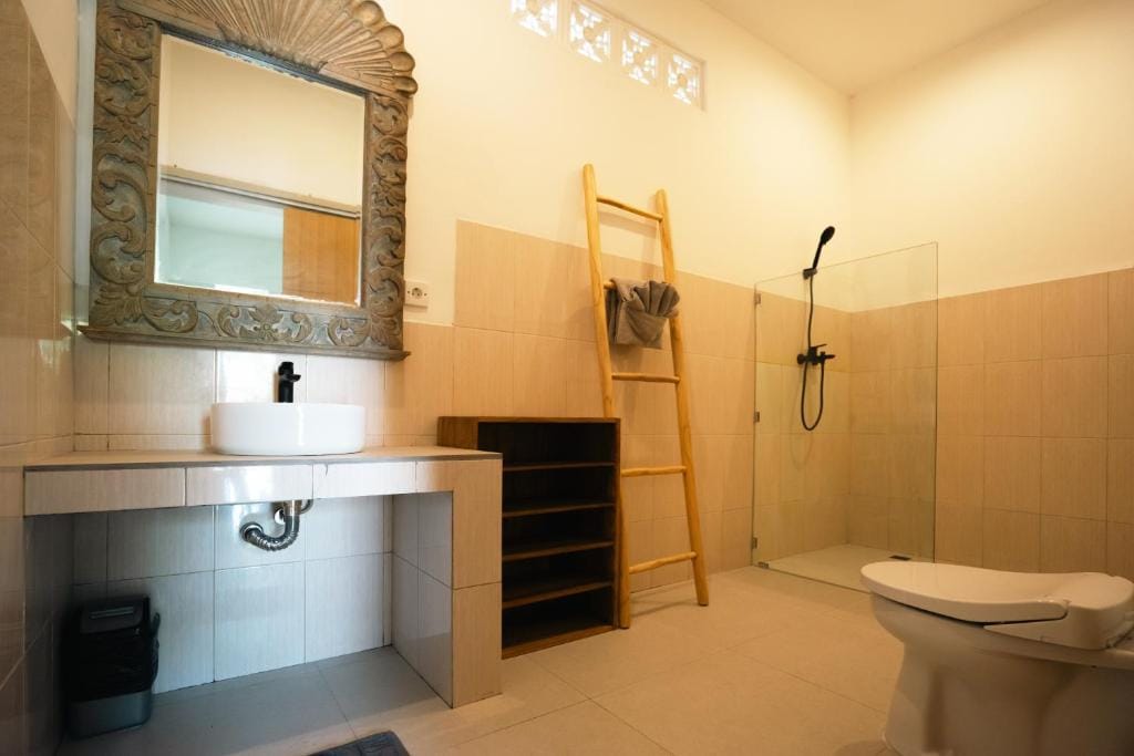 Zena Surf Suite — 3