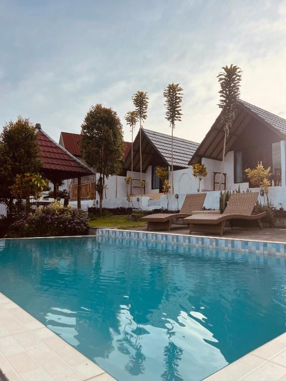 Bukit Catu Bungalows — 4