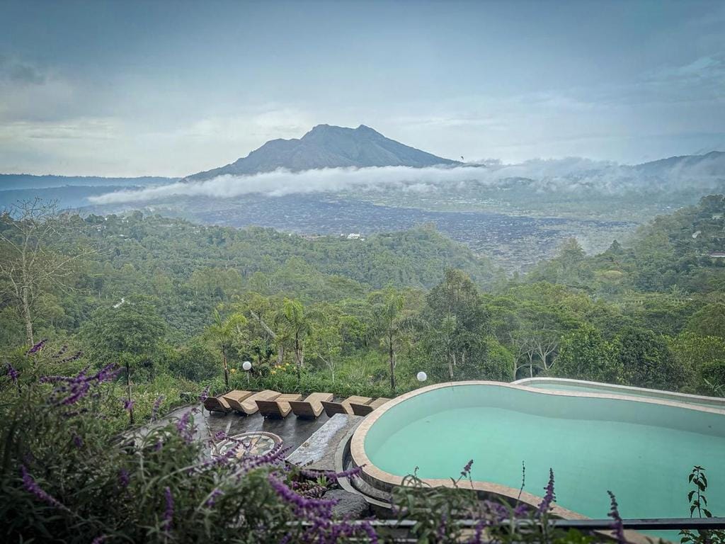 Caldera Hotel & Restaurant — 3