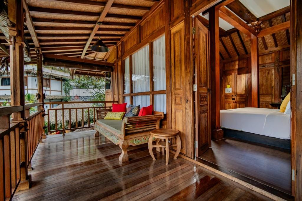 Tira Vilagna Suites & Spa — 3