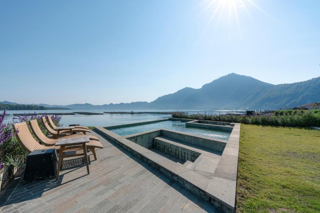 Noya Hotel — 1