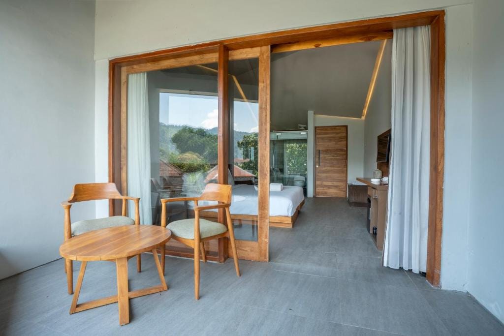 Noya Hotel — 4