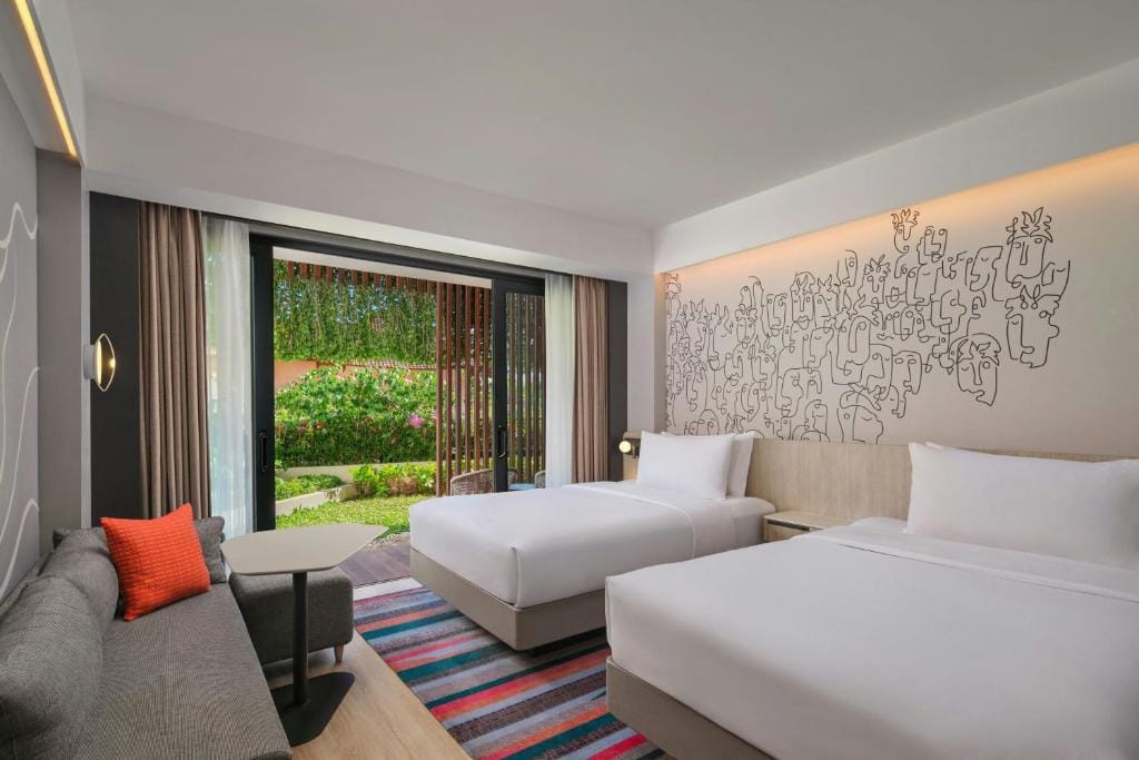 Aloft by Marriott Bali Kuta at Beachwalk — 2