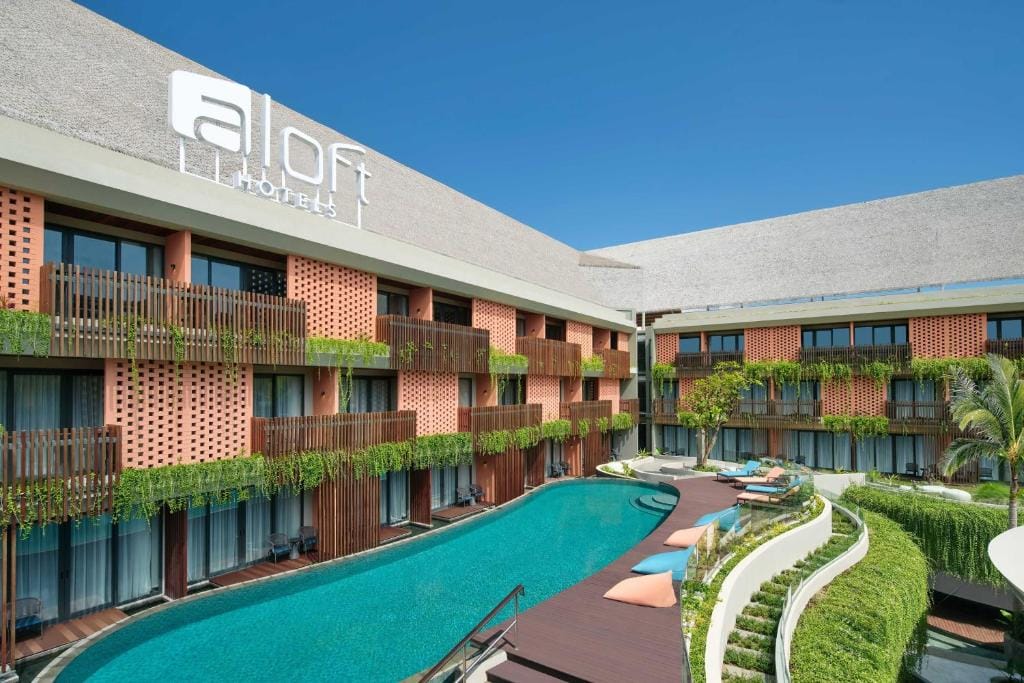 Aloft by Marriott Bali Kuta at Beachwalk — 4