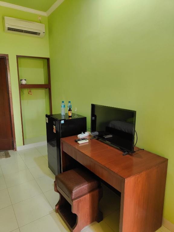 Berlian Inn Kuta Beach — 5