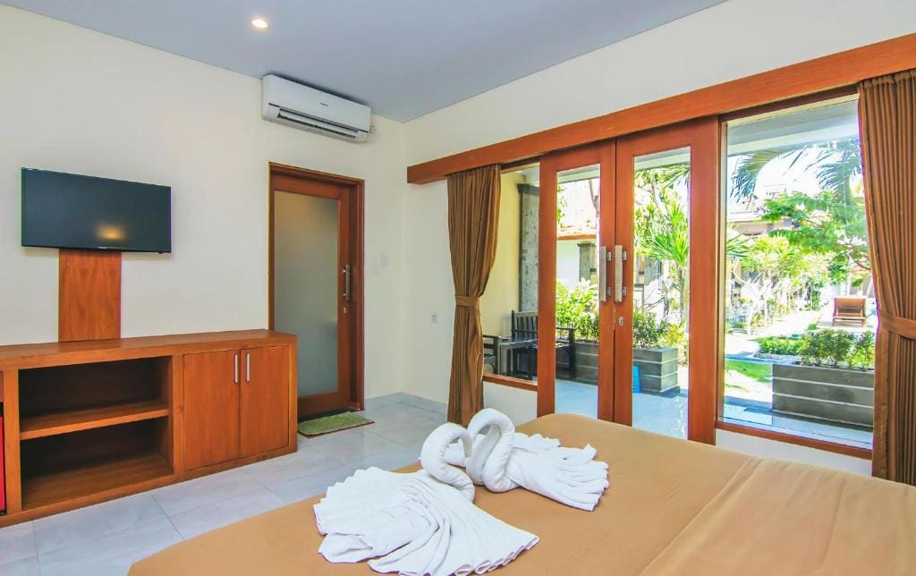 Gora Beach Inn — 2
