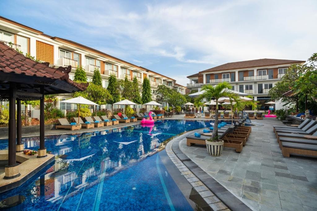 Kuta Beach Club Hotel — 1