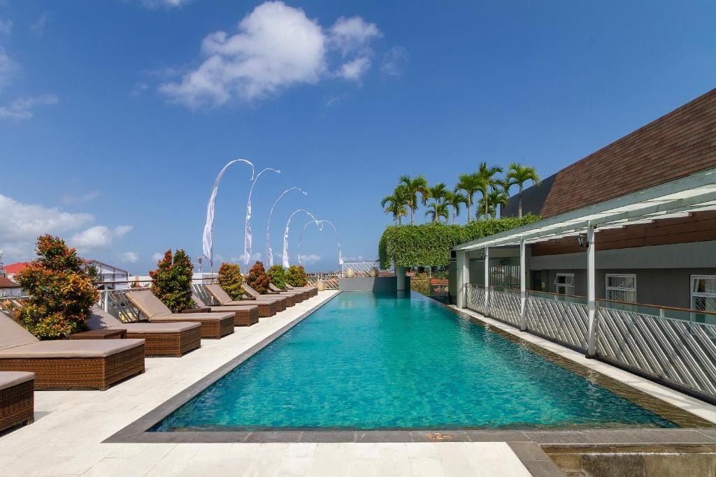 PrimeBiz Hotel Kuta — 1