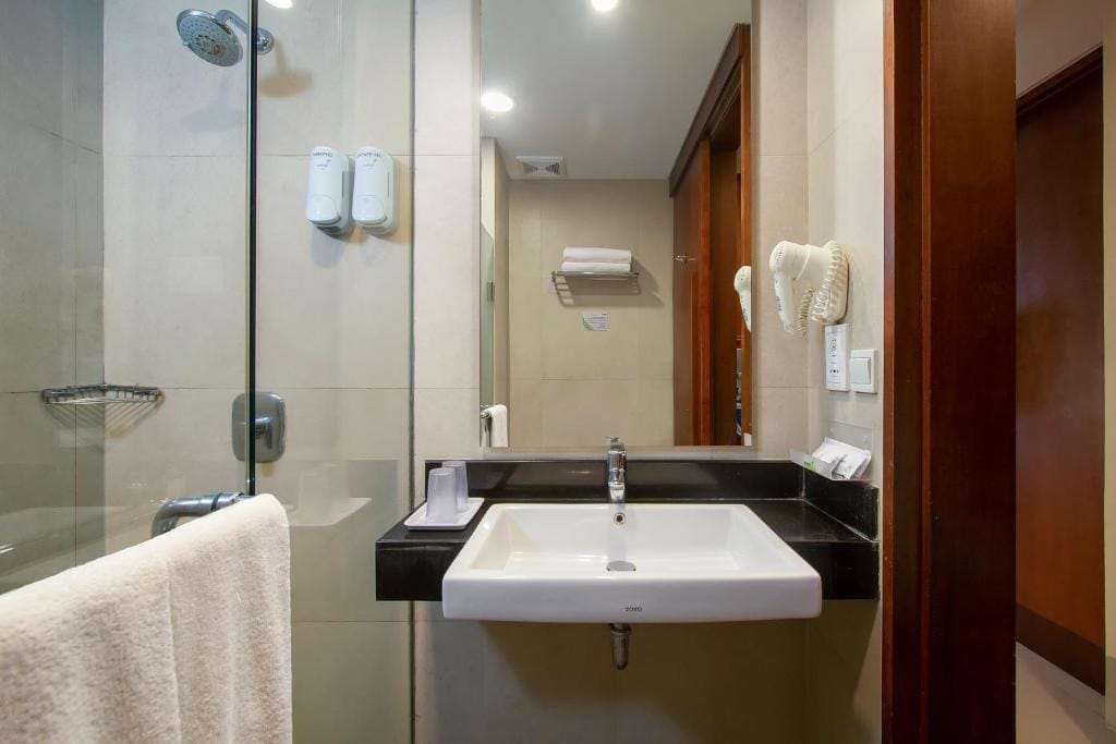 PrimeBiz Hotel Kuta — 2