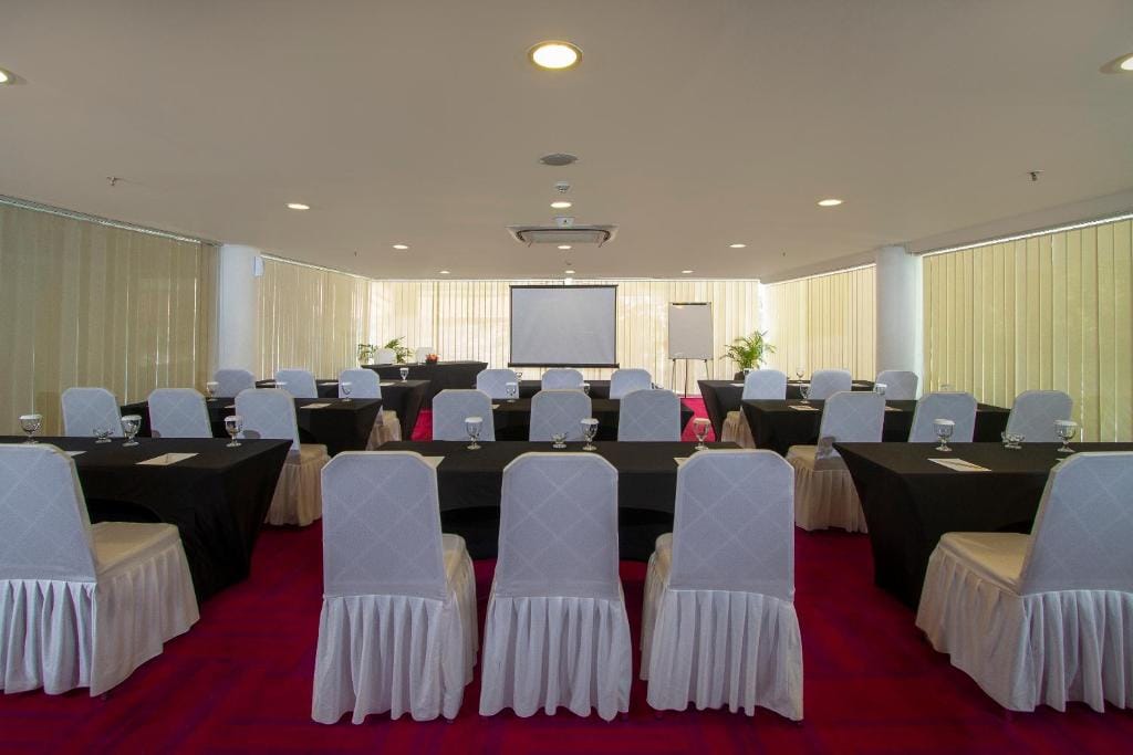 PrimeBiz Hotel Kuta — 4