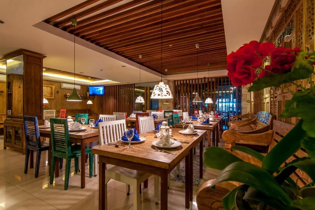 Rhadana Hotel — 5