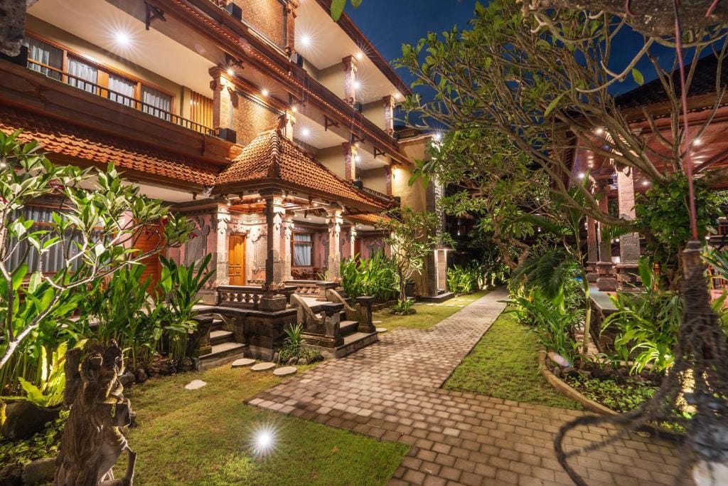 Suka Beach Inn — 4