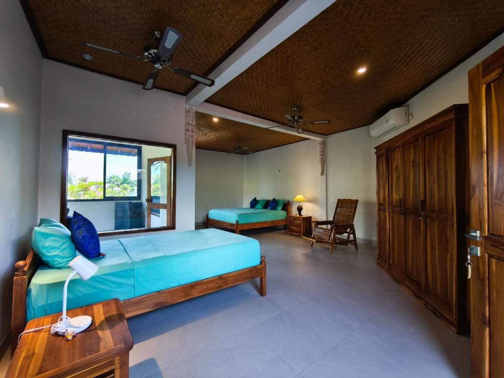 1000 Dream Bungalow — 2