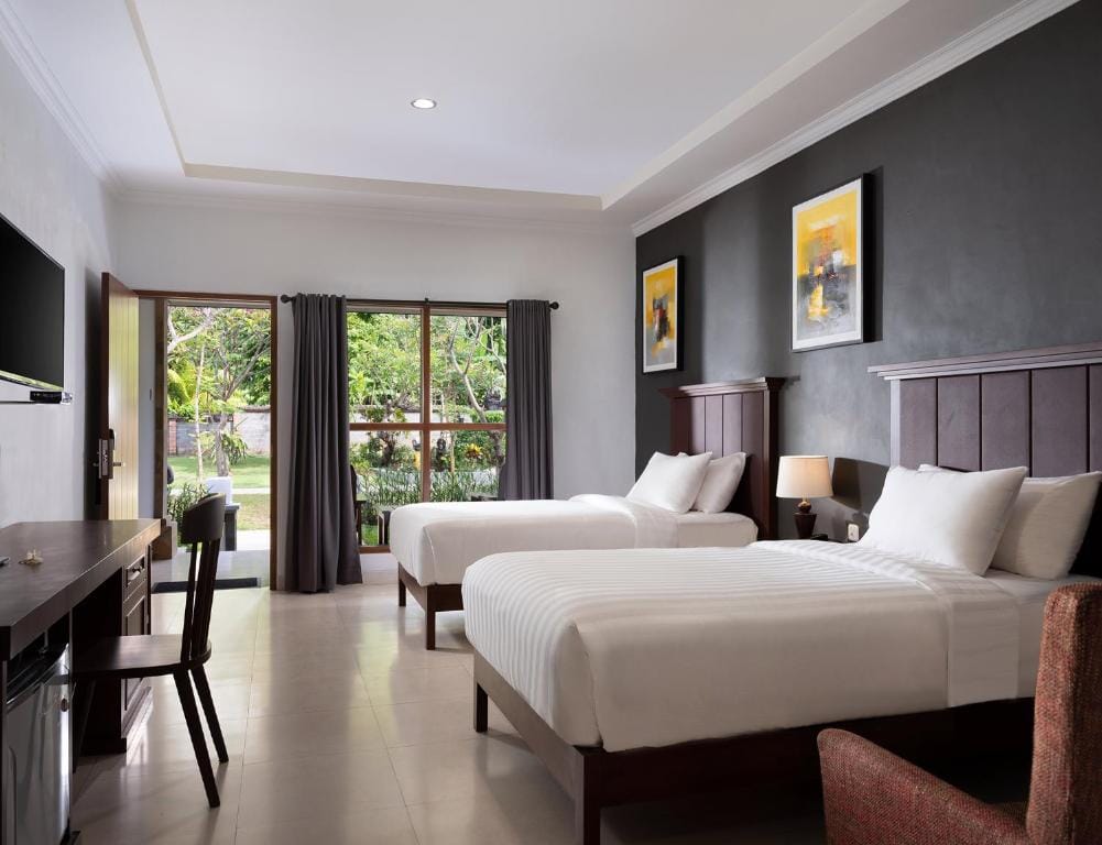 Brits Resort Lovina — 4