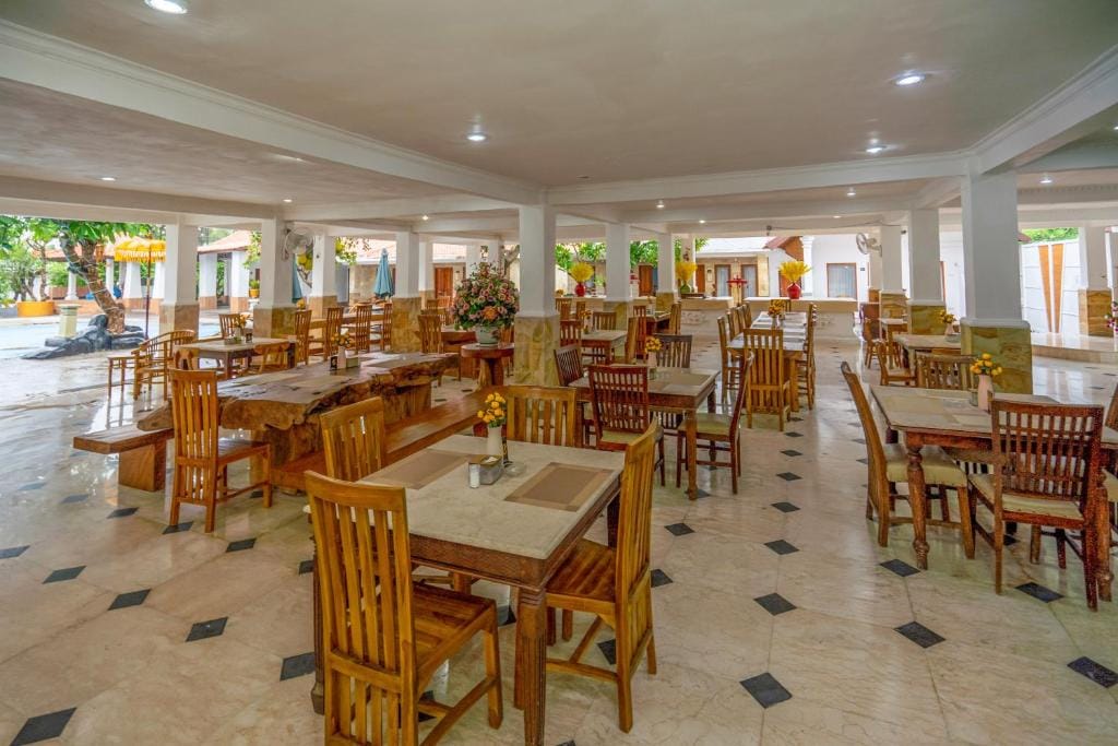 Grand Melka Hotel — 5
