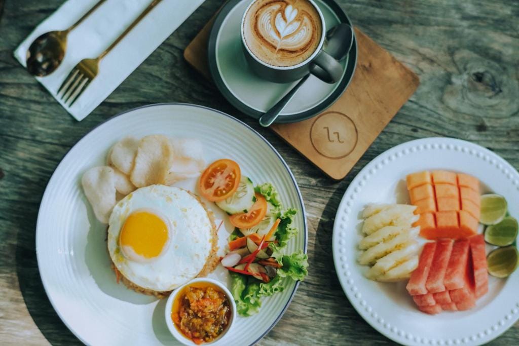 Lovinalife Room & Cafe — 5