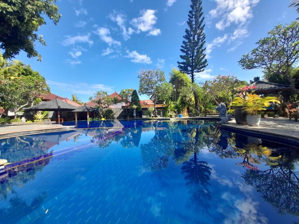 Puri Bali Hotel — 3