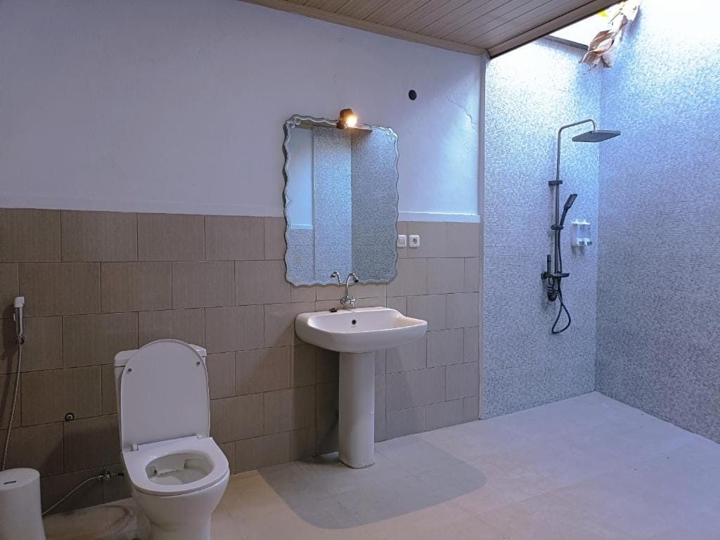 Rini hotel — 2