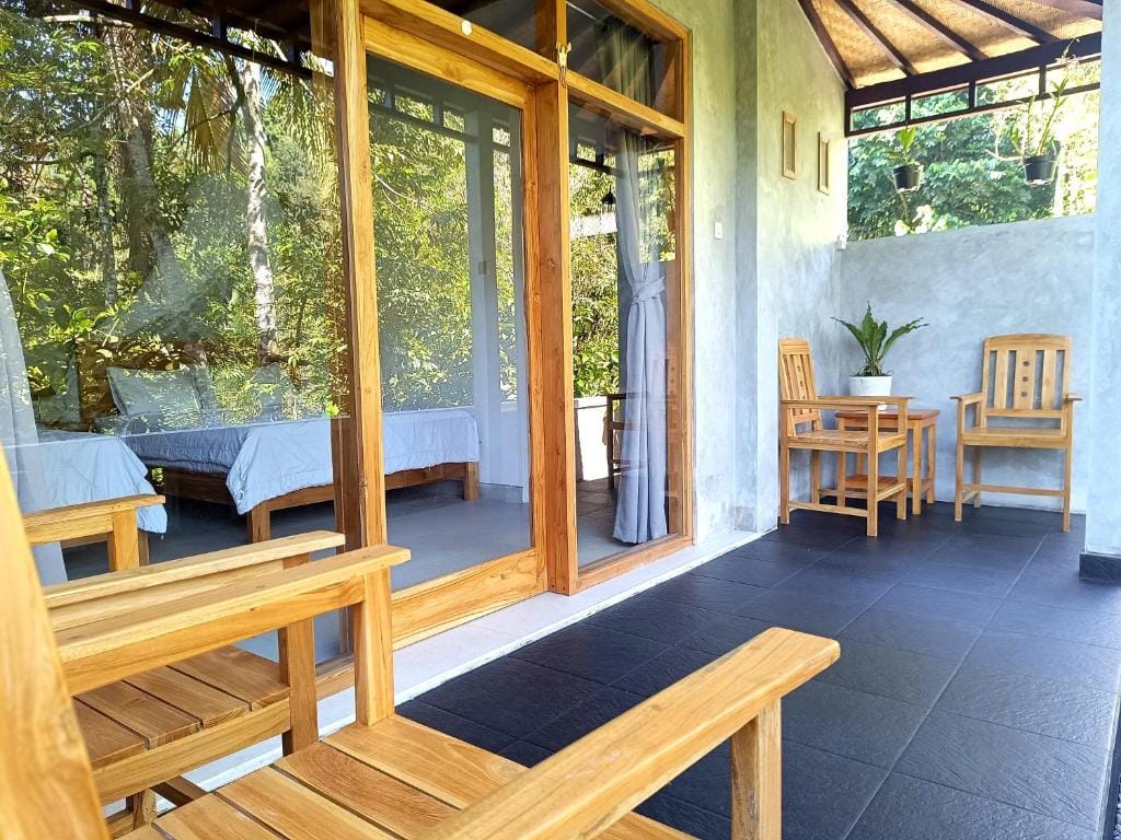 Artomoro Bali — 4