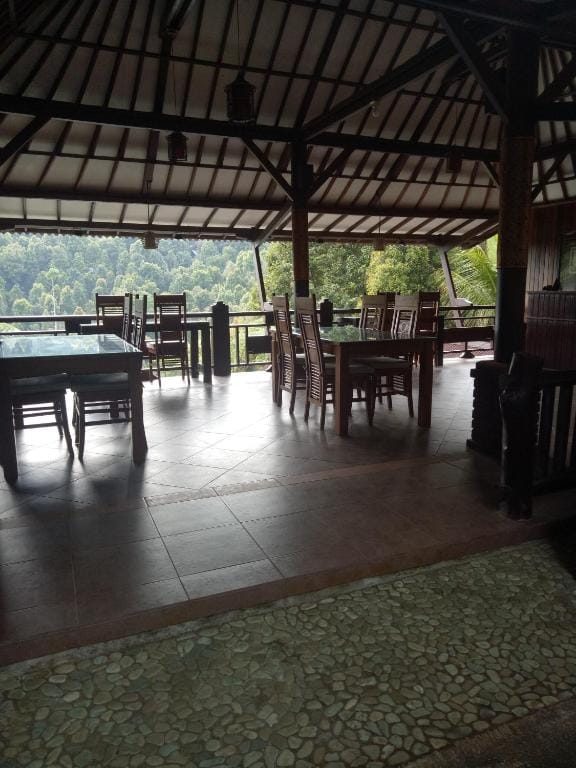 BINTANG MUNDUK — 5