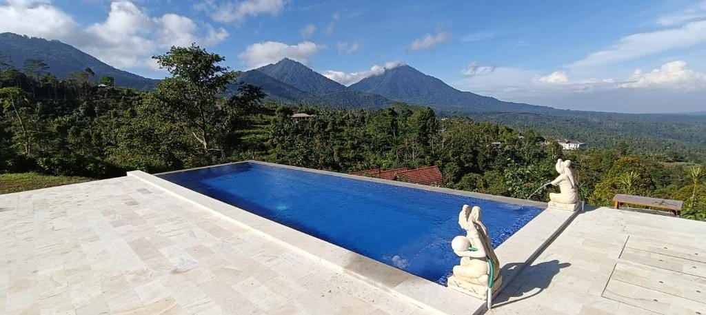Camaradvipa Retreat Munduk — 4