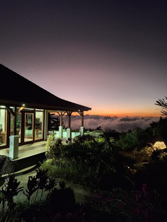Manigelang Villa — 1