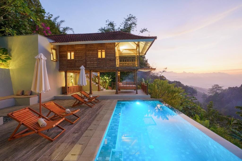 Ocean & Mountain View Villa, Waterfalls, Munduk Eco-Luxe by Santrian — 1