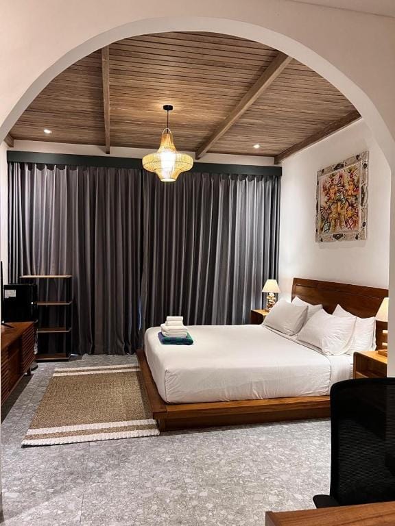 Casa De Ozora — 2