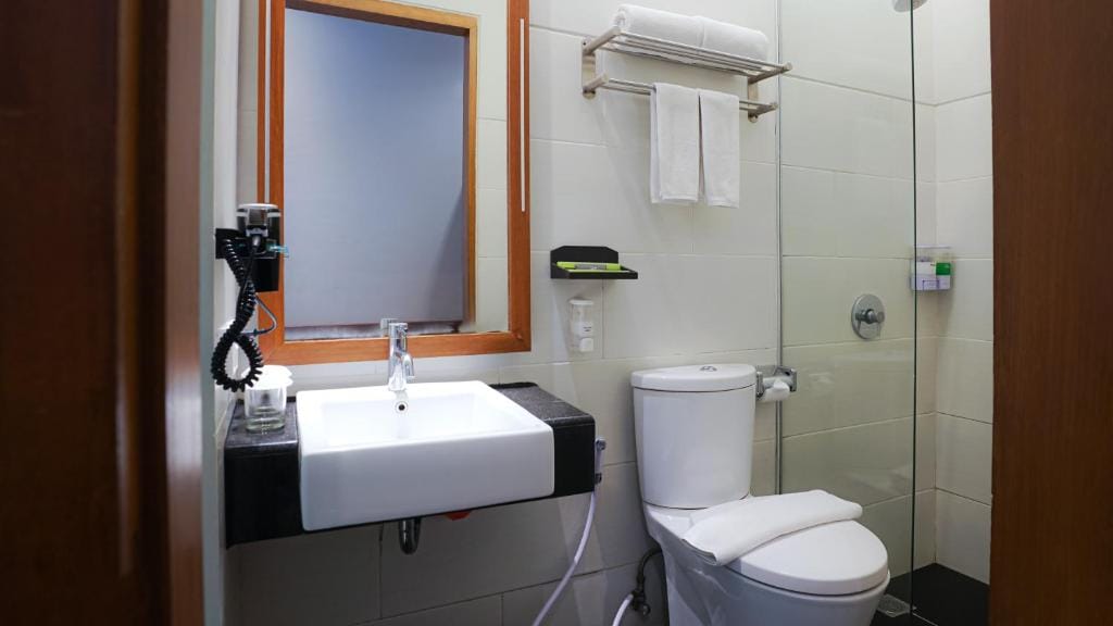 Grand Whiz Hotel Nusa Dua Bali — 3