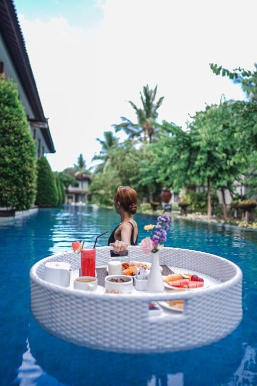 Grand Whiz Hotel Nusa Dua Bali — 4