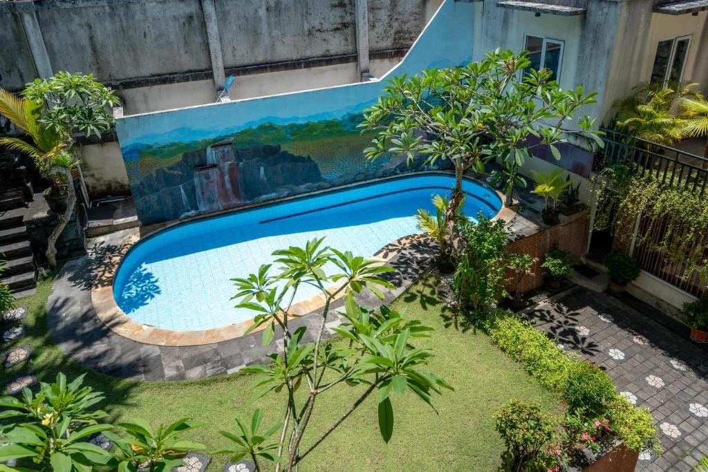 Nusa Dua Moon Hotel — 4