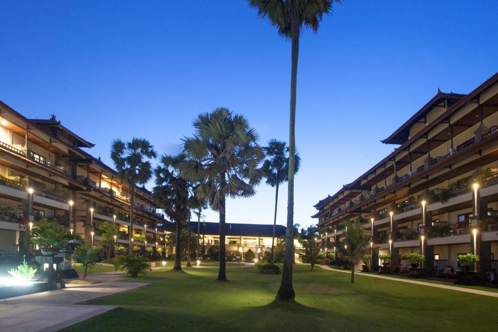 Peninsula Beach Resort — 1