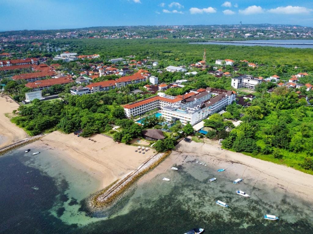 Tijili Hotel Benoa — 1