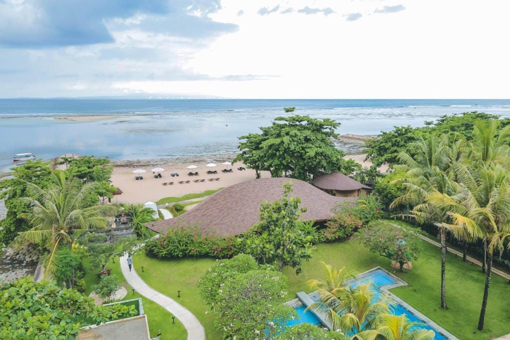 Tijili Hotel Benoa — 4