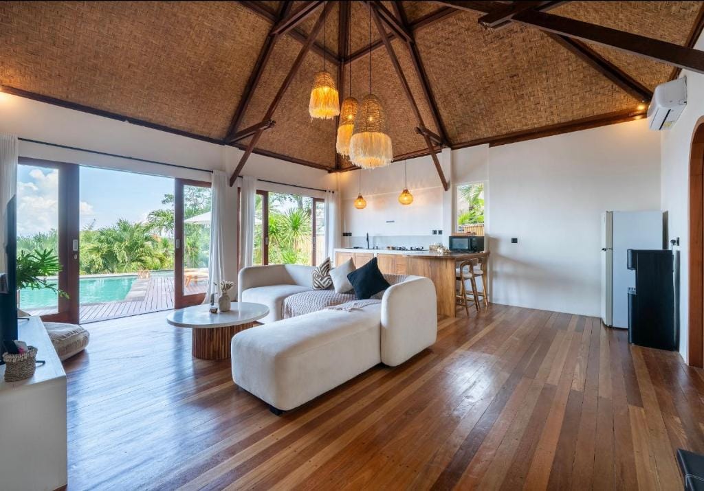 Aura Cottage — 3