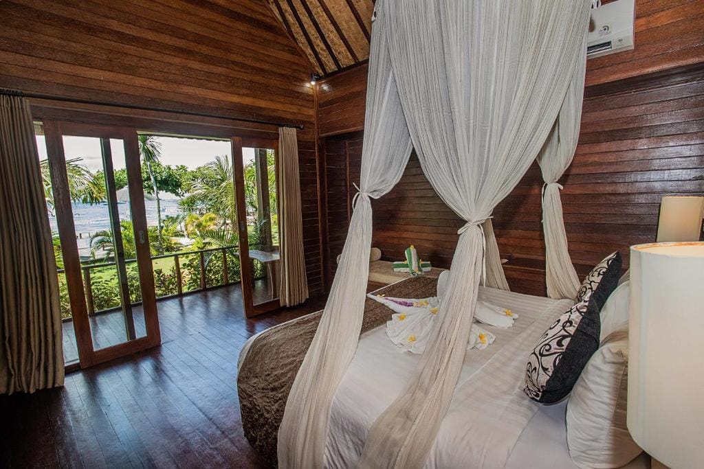 D'Muncuk Huts Lembongan — 4