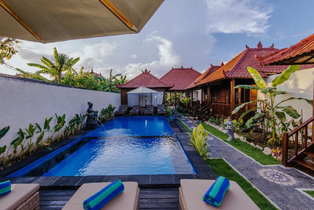 Lembongan Small Heaven Bungalow — 3