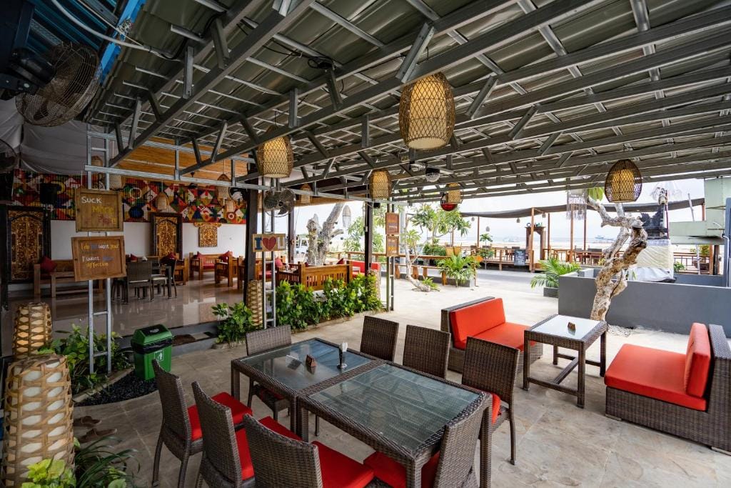 Nusa Indah Onai Hotel — 4