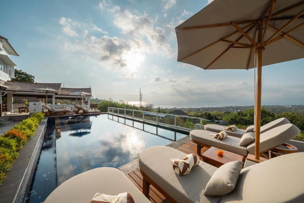 Nyuh Gading HILL — 1
