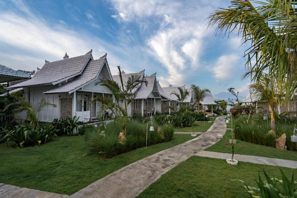 Paus Putih Hotel — 5