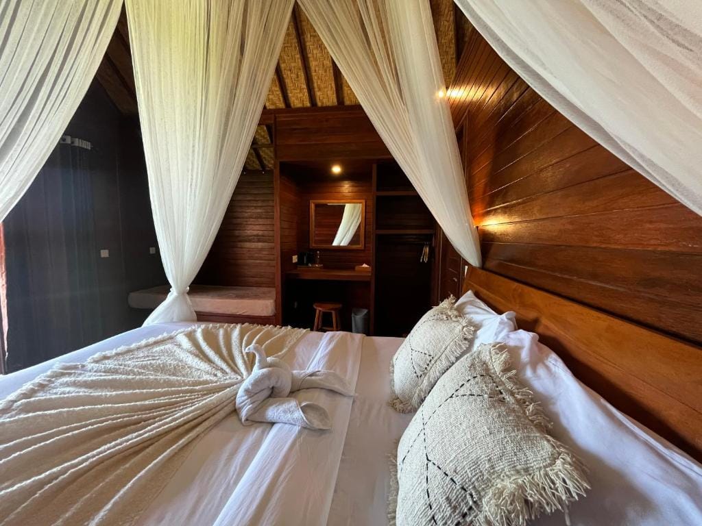 Sunset Hill Lembongan — 5