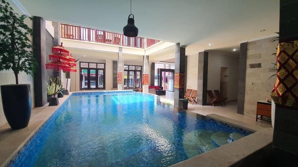 Grand Puri Hotel — 4