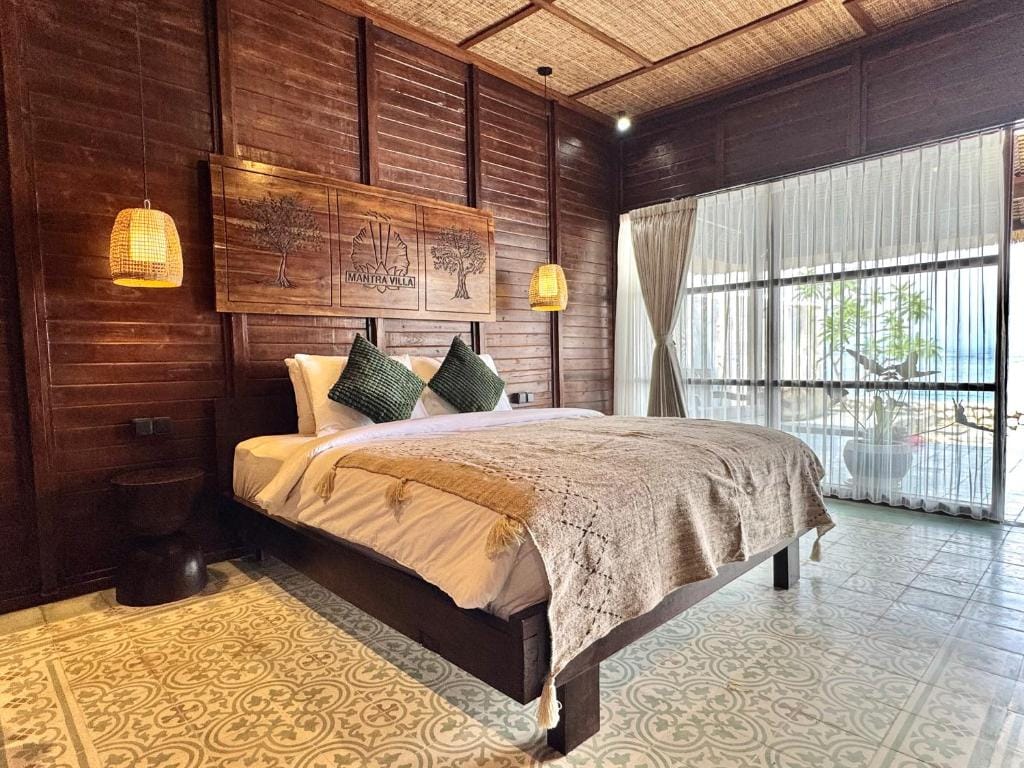 Mantra Villa Nusa Penida — 1