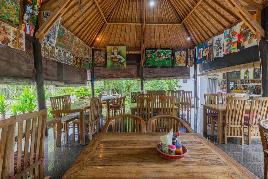 Radjes Bungalow Nusa Penida — 4