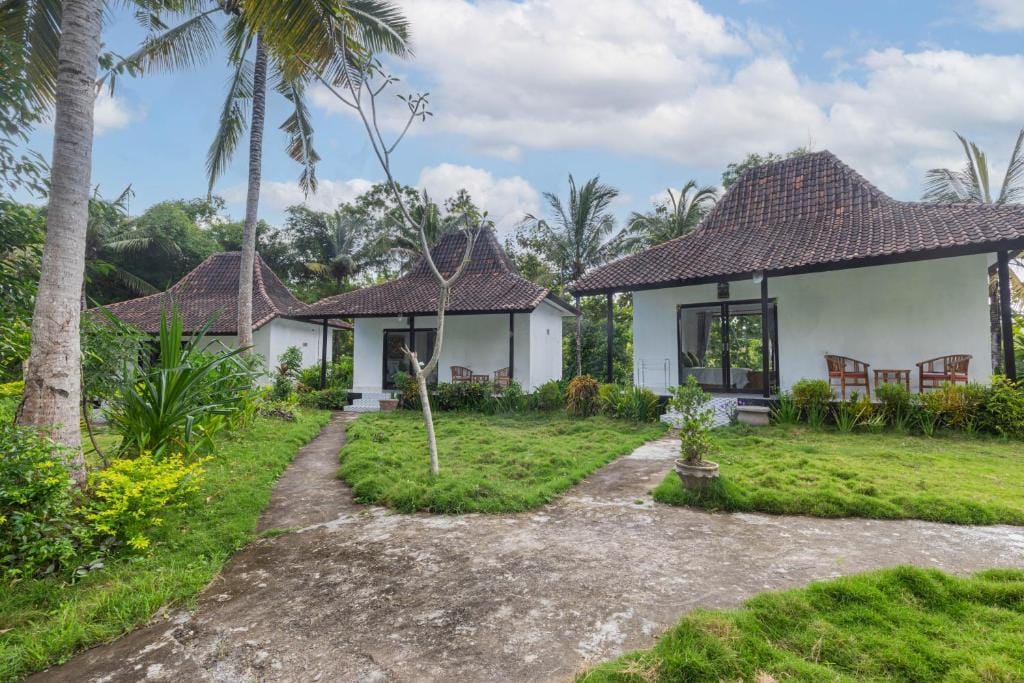 Radjes Bungalow Nusa Penida — 5