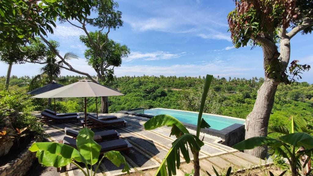 Tanah Damai Hotel — 3