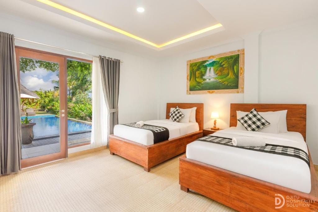 Tinggian Hill Retreat — 2