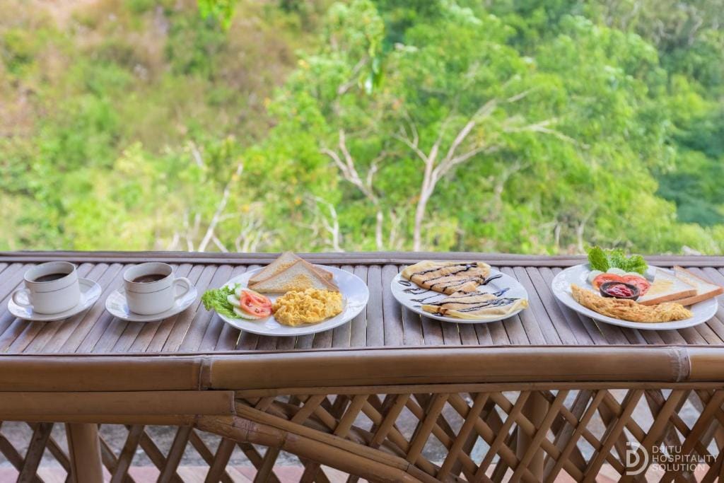 Tinggian Hill Retreat — 4