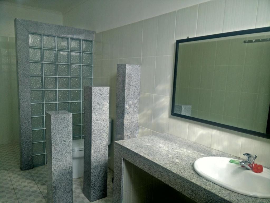 Puri Rai Hotel — 3