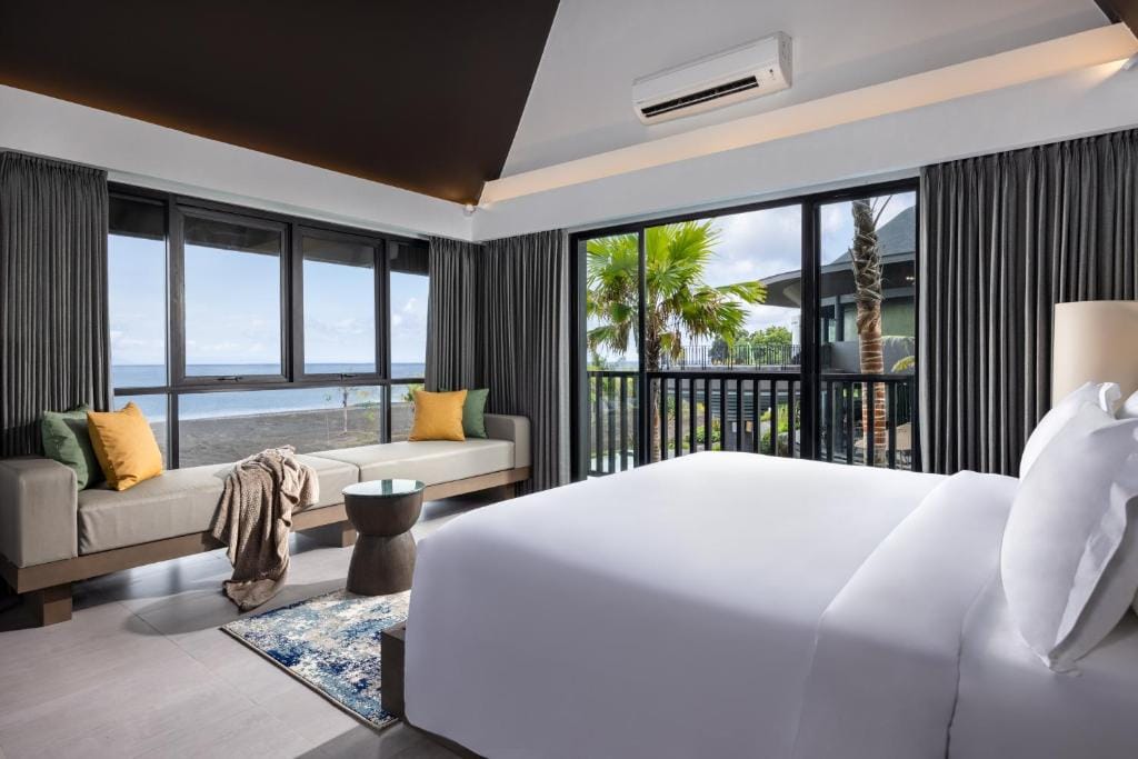 Quenzo Beach Resort — 2